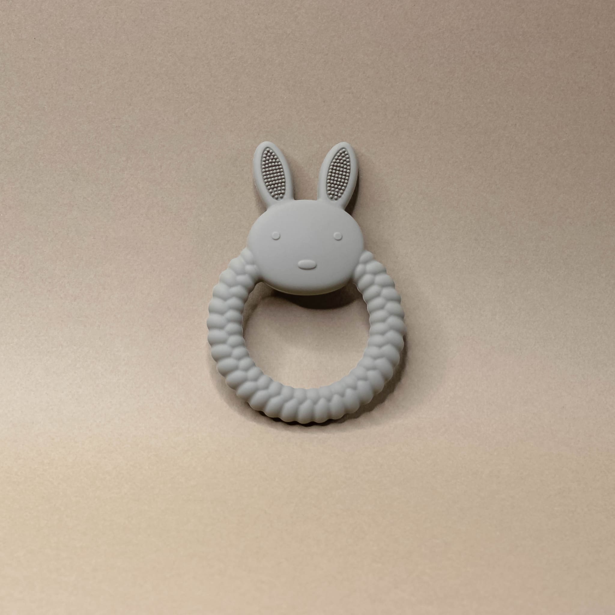 Beißring Hase (Moosgrün)